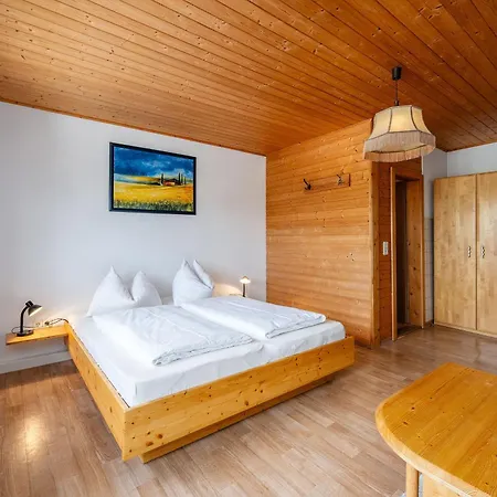 Holiday home Ferienapartment Kollerhof - By Mynests Petersberg